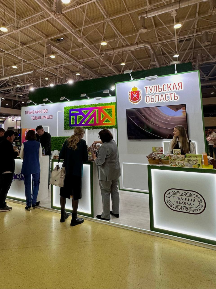 Мы на выставке VERSOUS в Москве!